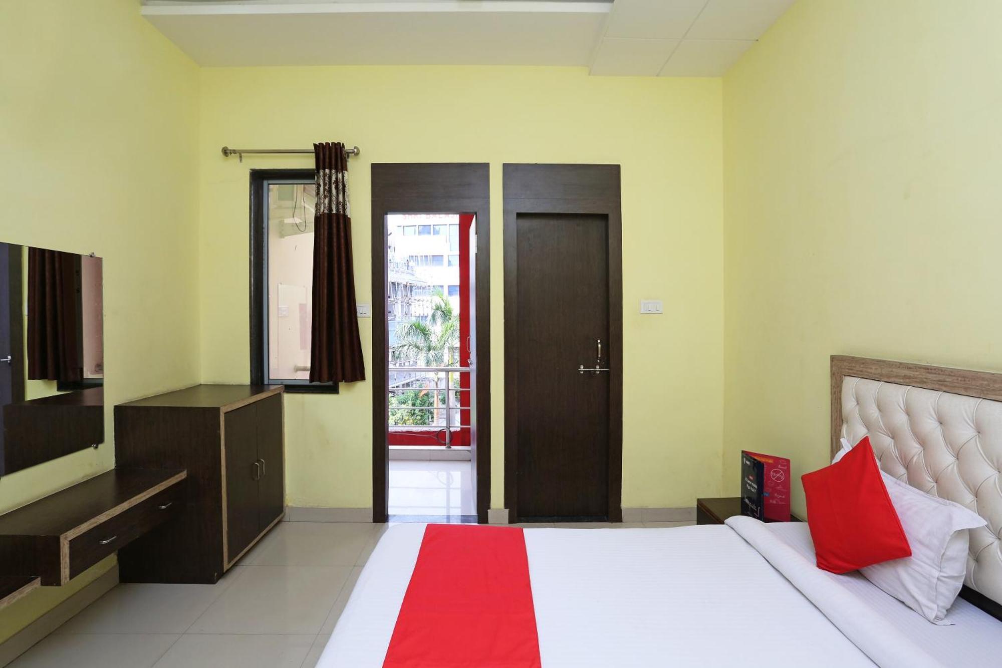 Collection O Hotel Pearl Rāipur Eksteriør bilde