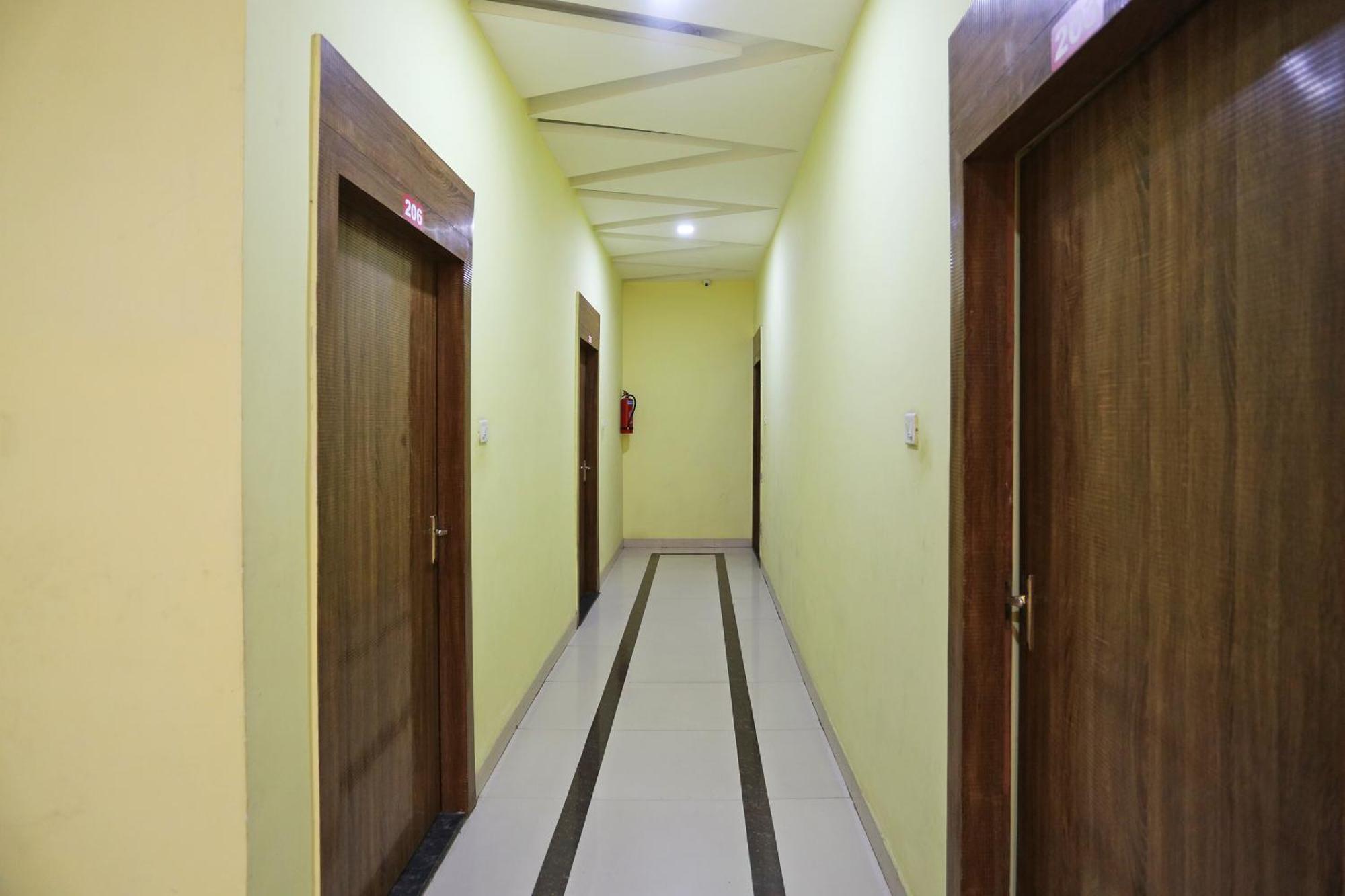 Collection O Hotel Pearl Rāipur Eksteriør bilde